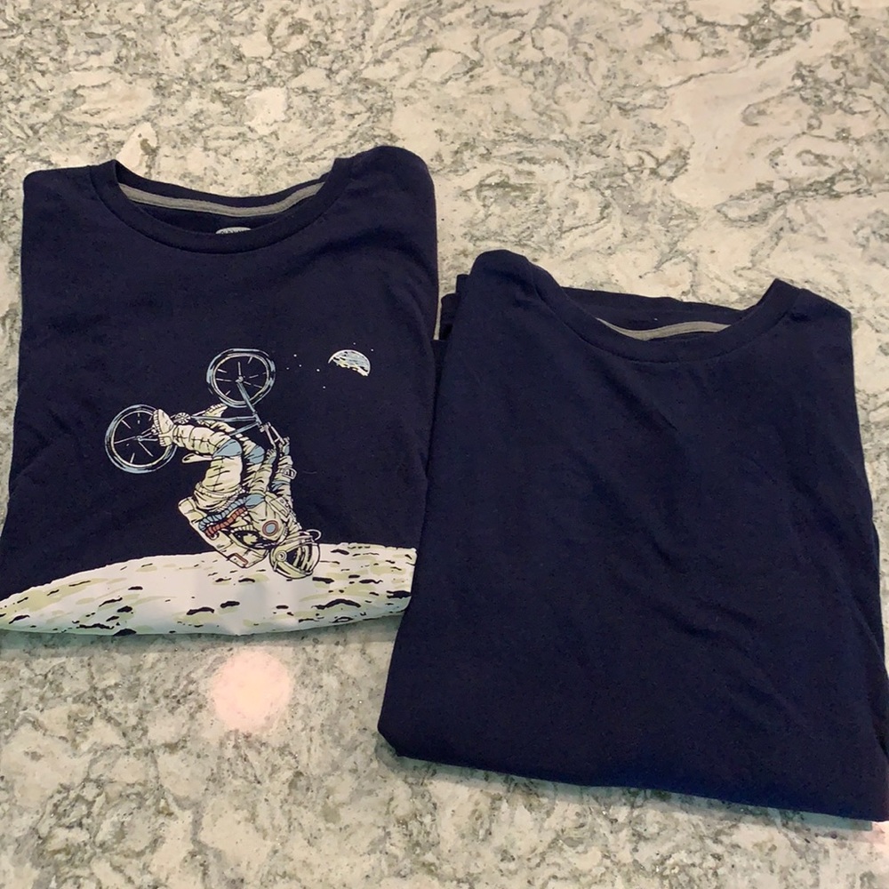 Boys 14-16 Old Navy shirts